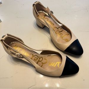 Like new Sam Edelman Leah rounded toe heels. Classic high end style.